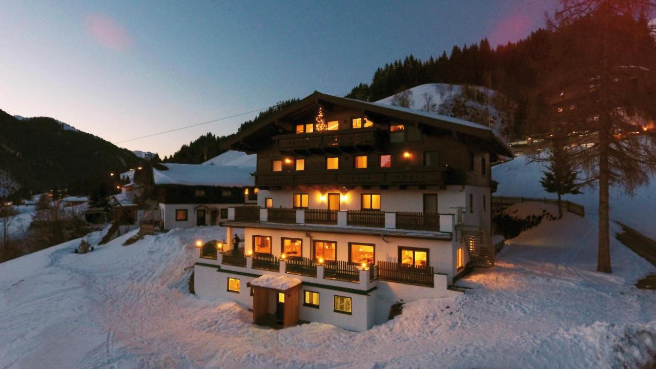 Gaestehaus Standardhaus Saalbach-Hinterglemm Exteriér fotografie