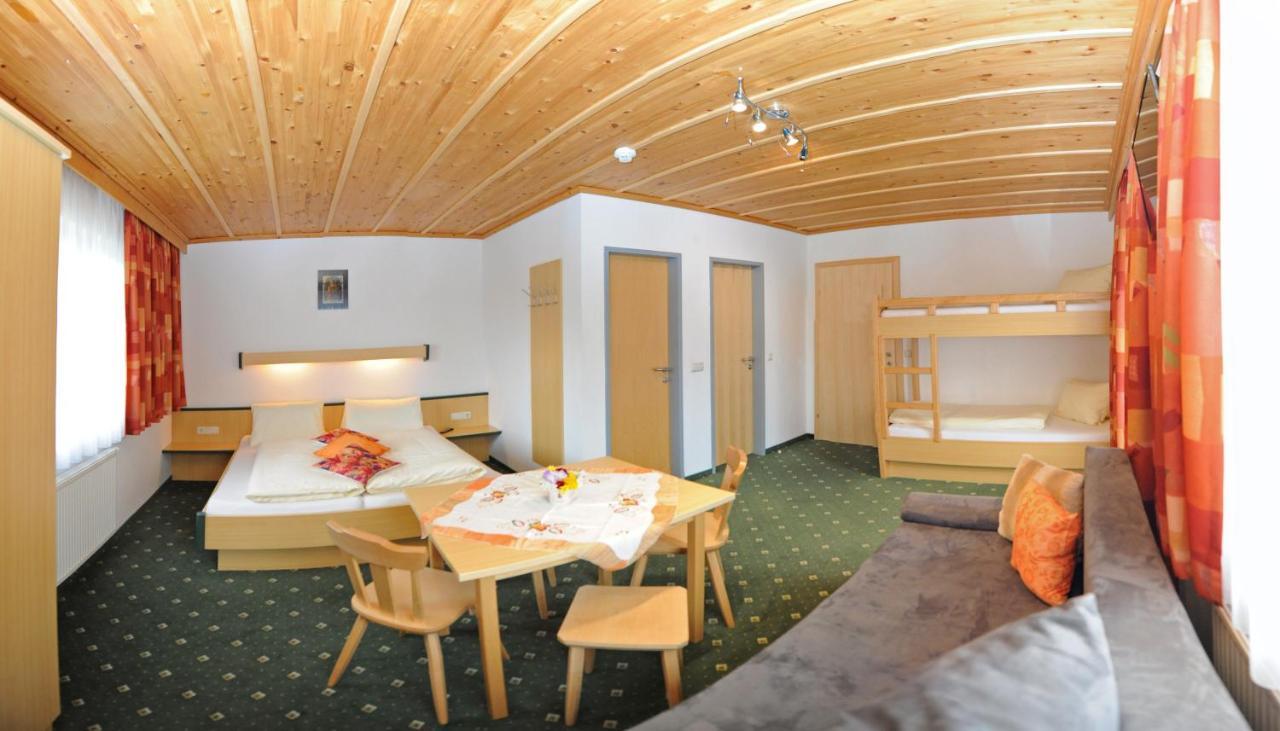 Gaestehaus Standardhaus Saalbach-Hinterglemm Exteriér fotografie