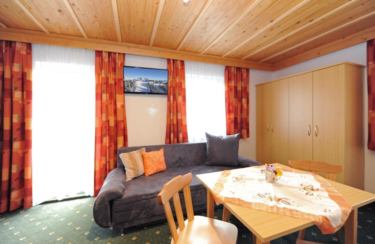 Gaestehaus Standardhaus Saalbach-Hinterglemm Exteriér fotografie