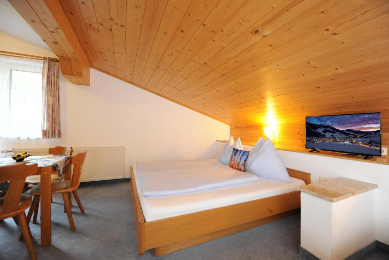 Gaestehaus Standardhaus Saalbach-Hinterglemm Exteriér fotografie